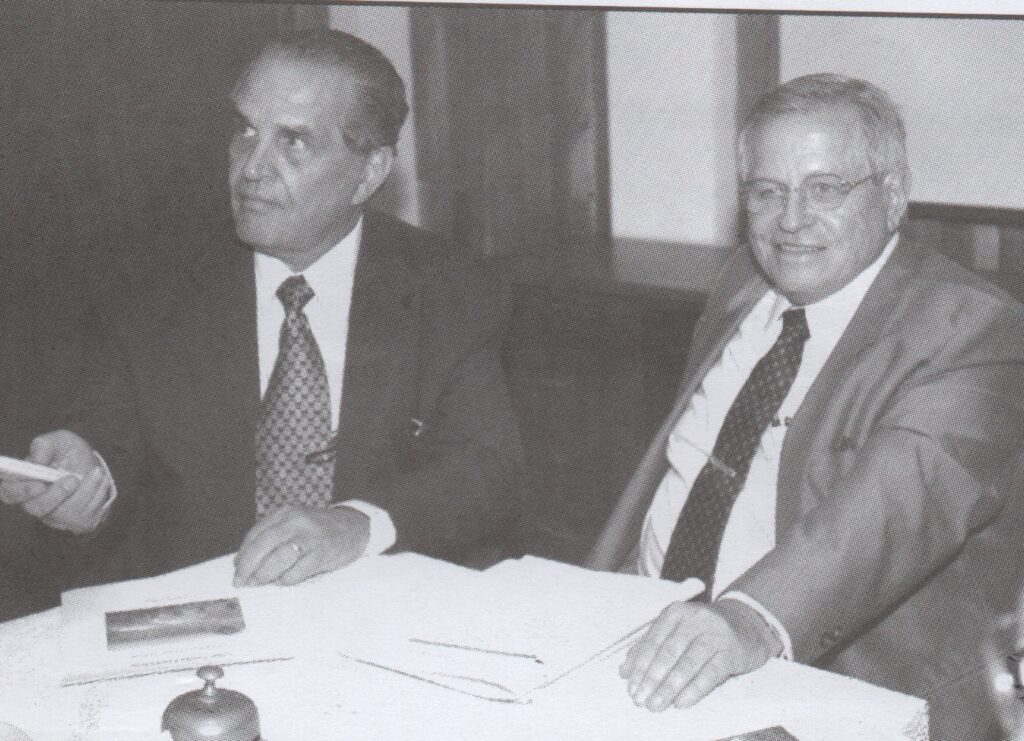 Don Eugenio Gordienko junto a don Guillermo Carranza, fundadores del Club